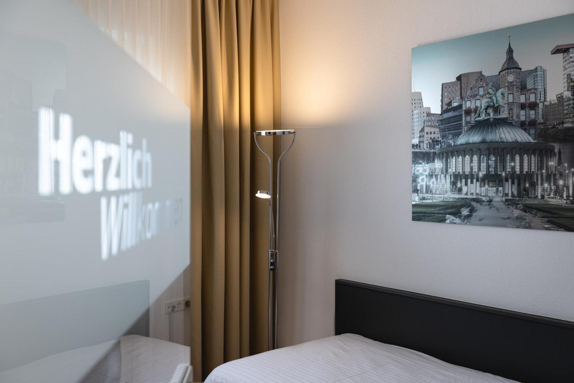 Hotel Astra Düsseldorf Eksteriør billede